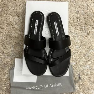 NWT Manolo blahnik leather sandals never worn